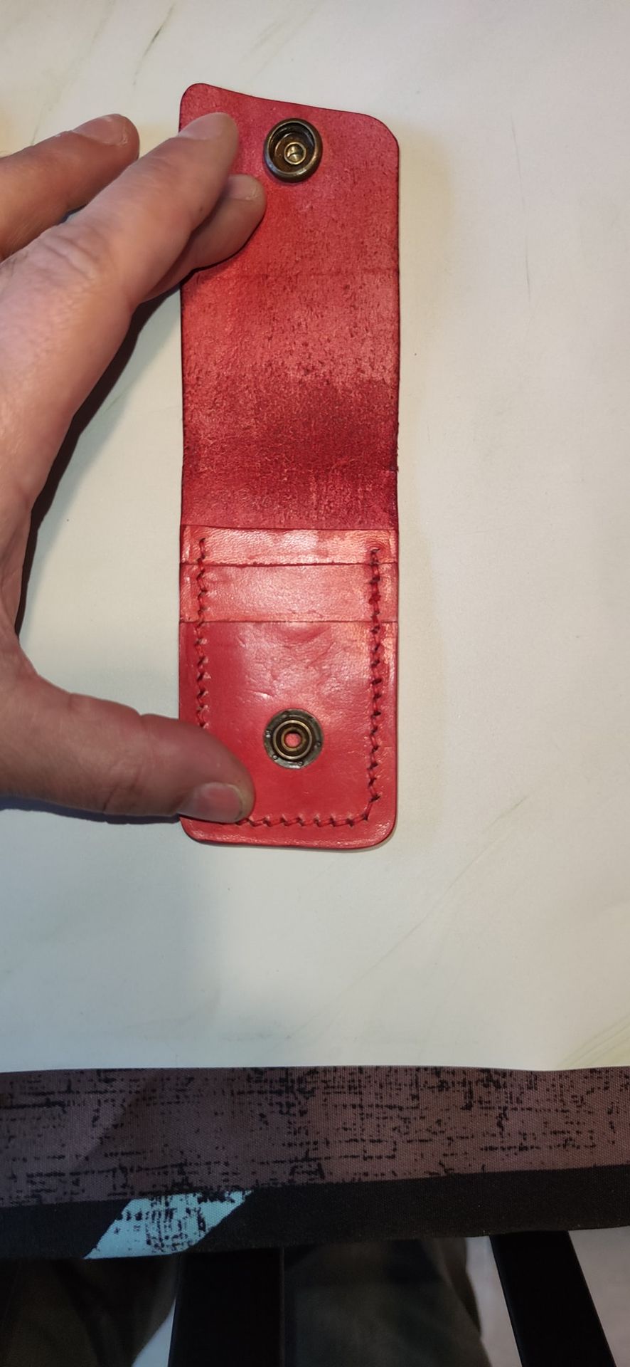 porte aiguille en cuir