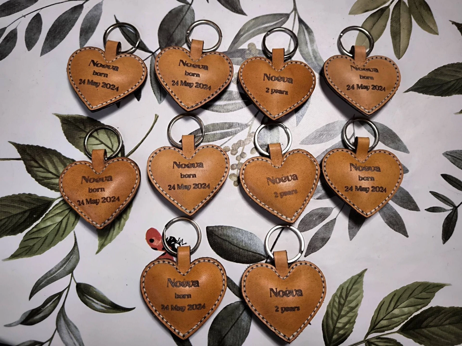coeur cuir relief personnalisé
